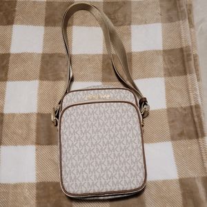 Michael Kors Crossbody Bag